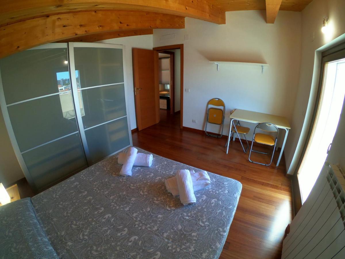 Appartamento ATTICO con TERRAZZO, VIA DEL BORGO Montesilvano Marina Esterno foto