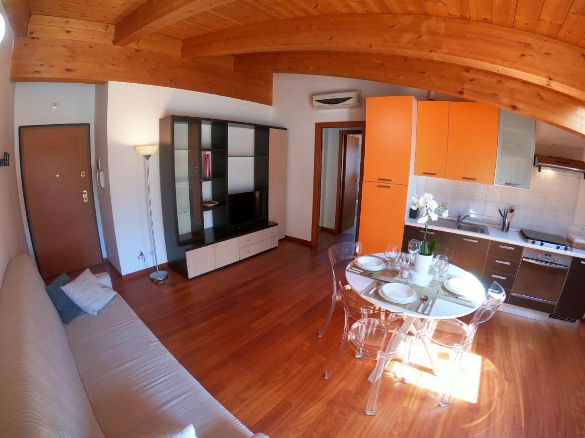 Appartamento ATTICO con TERRAZZO, VIA DEL BORGO Montesilvano Marina Esterno foto