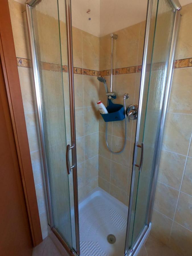 Appartamento ATTICO con TERRAZZO, VIA DEL BORGO Montesilvano Marina Esterno foto
